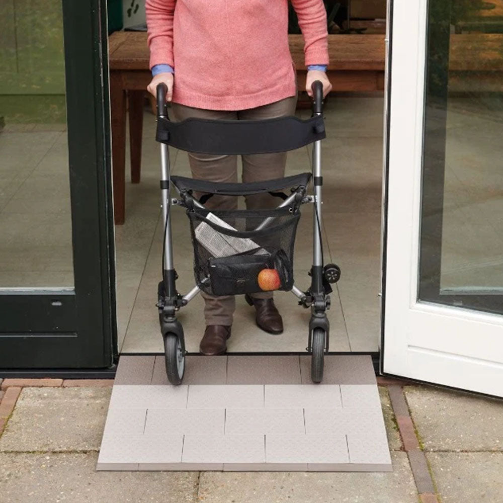SecuCare drempelhulp 4-laags aangebracht op drempel