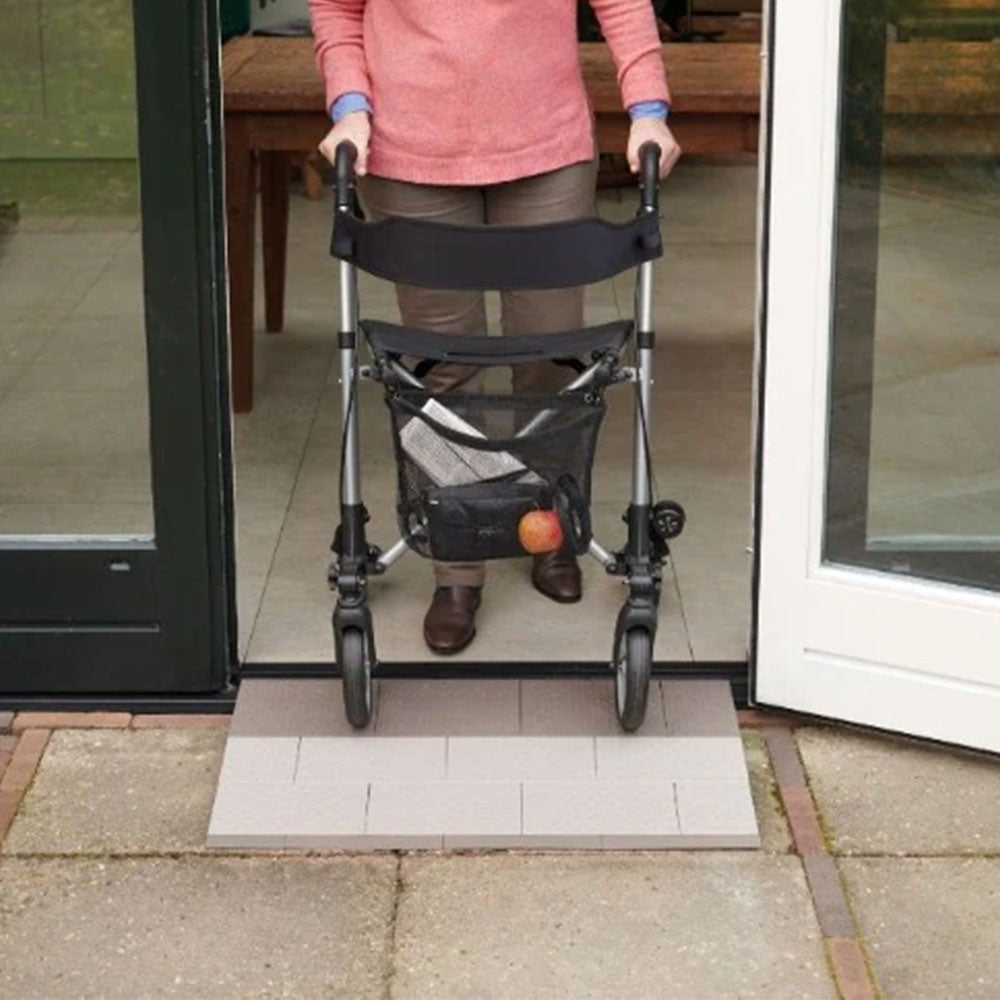 SecuCare drempelhulp 3-laags aangebracht op drempel